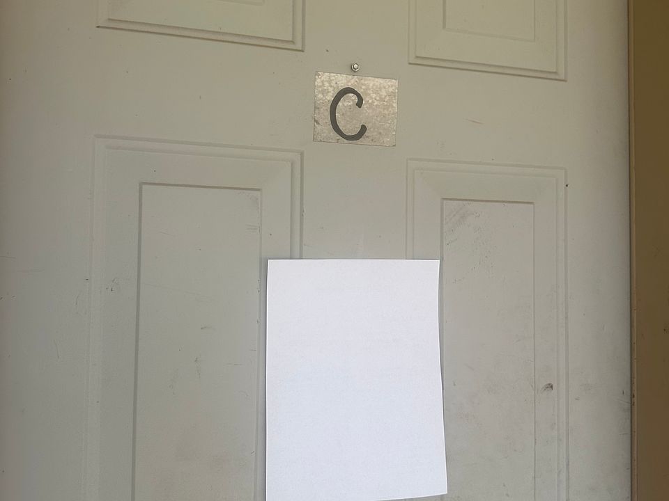 Building Photo 4