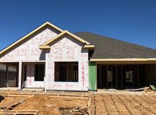 1401 Oak Tree Dr, Denton, TX 76209