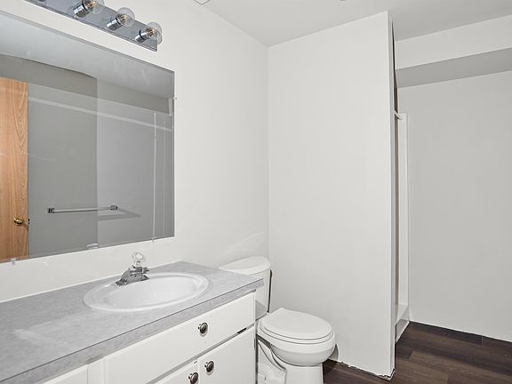 5th image of 1501 N Regal St #1