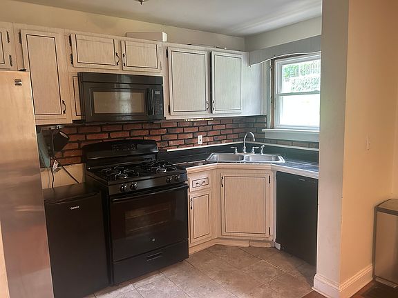Newer kitchen appliances
