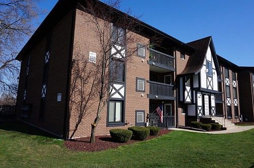 3rd image of 13609 S Lamon Ave #626