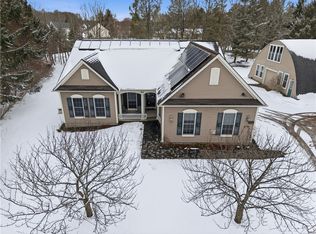 763 Maple Dr, Webster, NY 14580