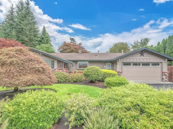 660 Calvin St, Columbia City, OR 97018