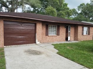 4645 Larch Dr, Zephyrhills, FL 33542