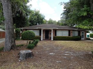712 N Grove St, Eustis, FL 32726