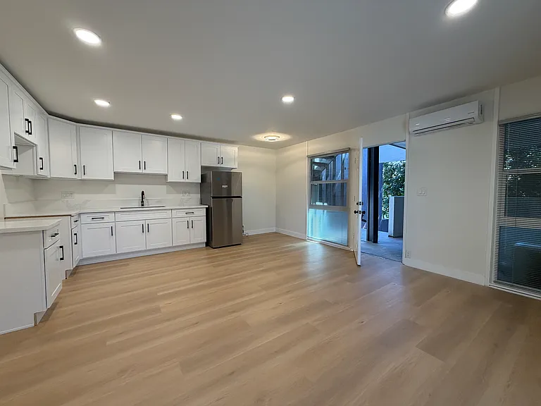 1818 Hardison Pl #1 — Photo 1