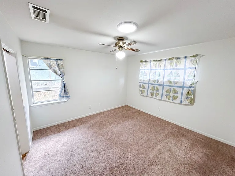 9295 Savanna Dr — Photo 12