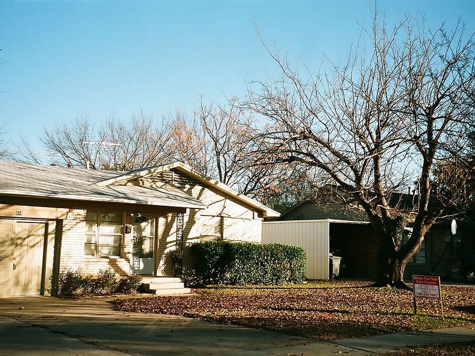 1st image of 814 Lake Shore Dr