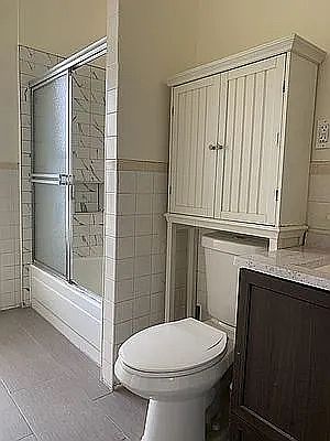 5th image of 10-93 Jackson Ave #4LF