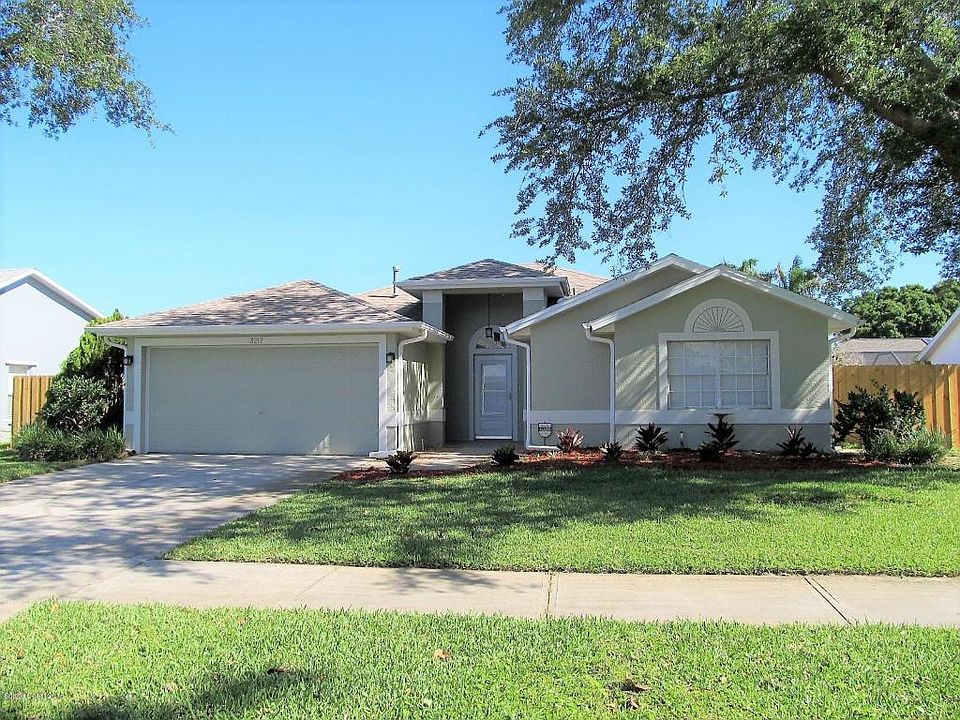 1st image of 3217 Lago Vista Dr