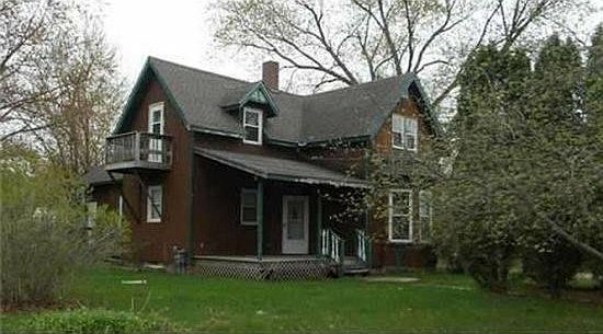 2nd image of 514 10th St E