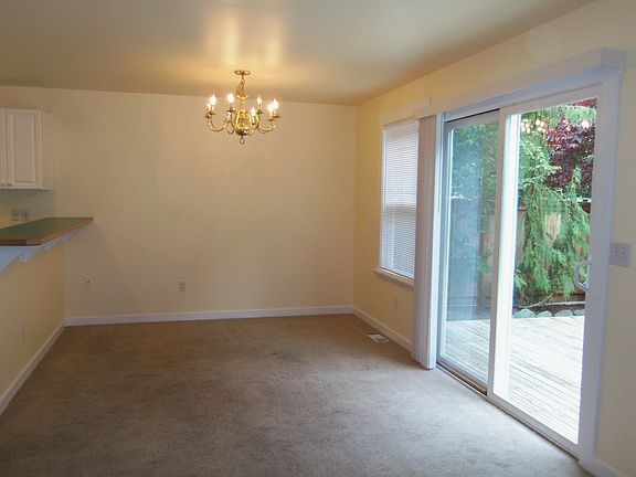 4th image of 8023 66th Dr NE