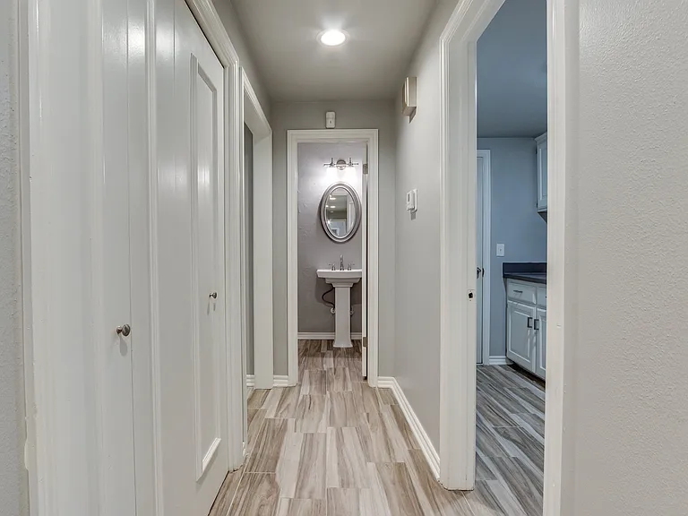 1442 Duffner Dr — Photo 22