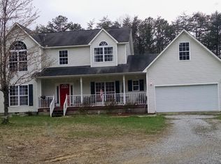 908 Myers Loop Rd, Pikeville, TN 37367