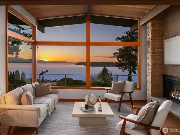12524 Marine View Drive, Edmonds, WA 98026