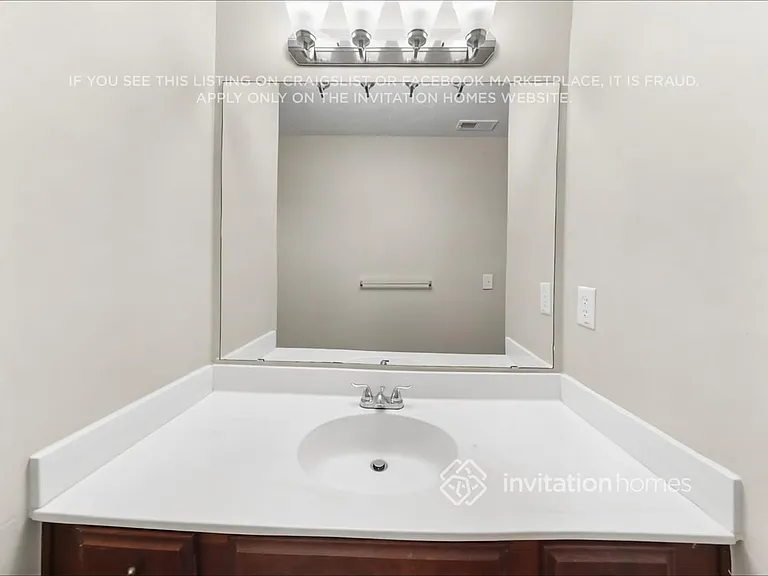 2429 Napa Valley Dr — Photo 18