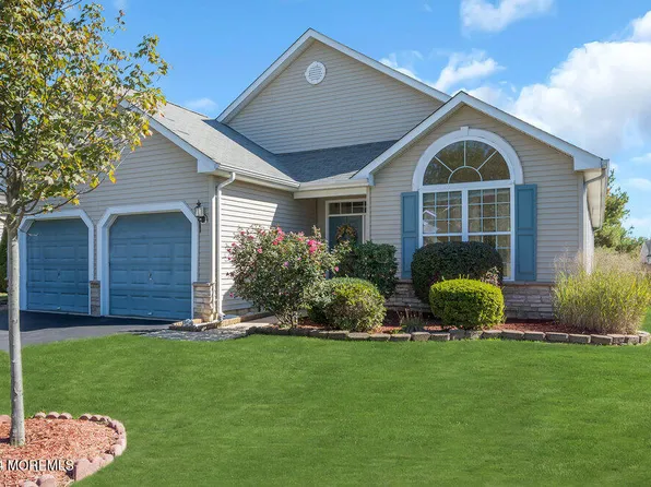 97 Enclave Boulevard, Lakewood, NJ 08701