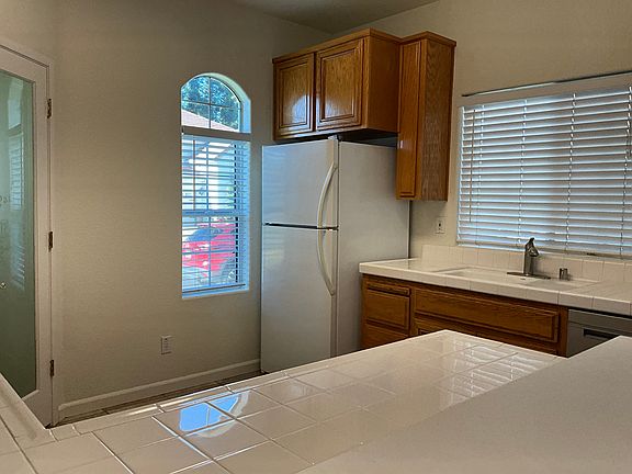 2nd image of 8418 Granite Cove Dr