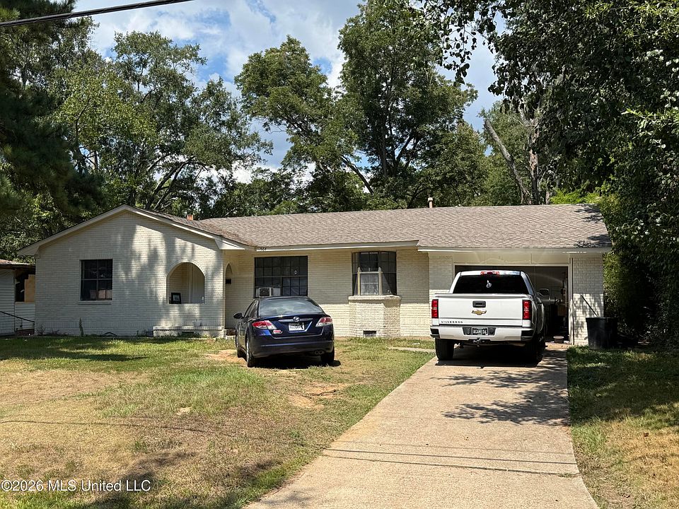 1st image of 564 Woodward Ave