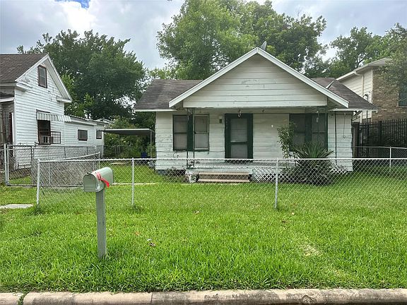 2nd image of 5017 Terry St
