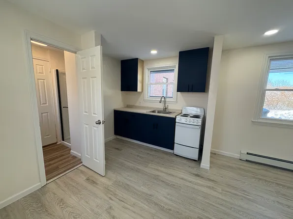 (undisclosed Address), Berlin, CT 06037