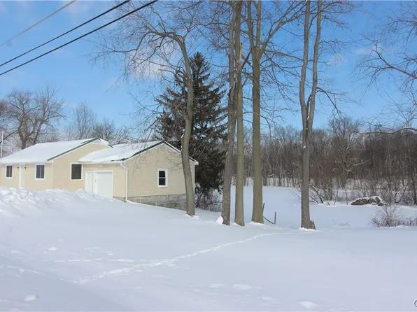 6932 Guyder Rd, Memphis, NY 13112