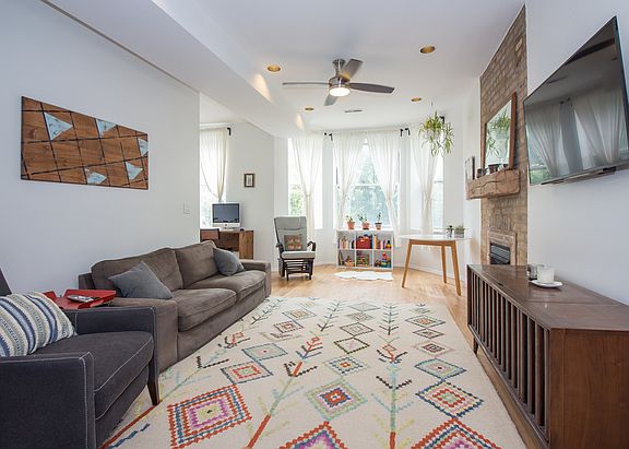 5th image of 1452 N Talman Ave APT 3