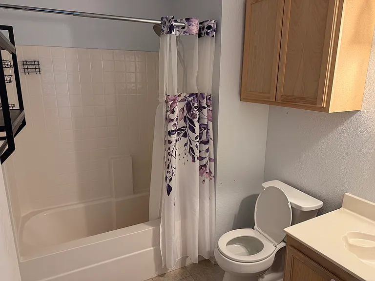 701 Pickwick Ln — Photo 6
