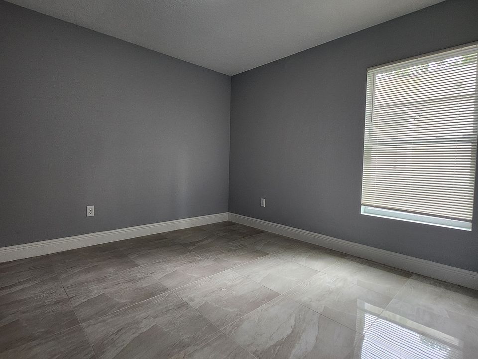 1st image of 9411 N Brooks St #1