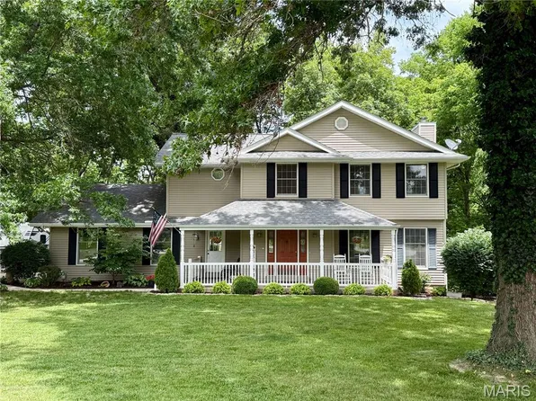 5 Wolf Creek Ct, Saint Peters, MO 63376