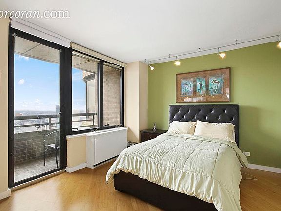 4th image of 330 E 38th St APT 54E