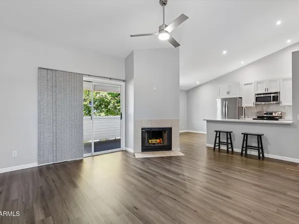 2910 W MARCONI Avenue #220, Phoenix, AZ 85053