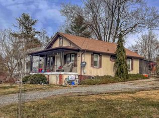 2004 W Main St, Radford, VA 24141