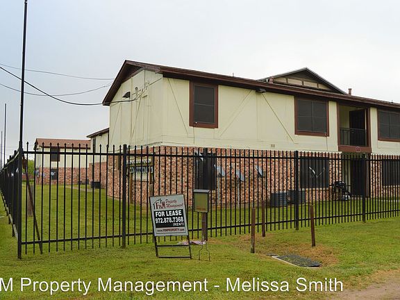 4th image of 300 N Wells Ave APT 204