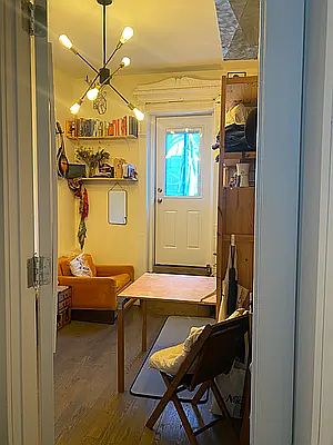 4th image of 364 Bainbridge St #6