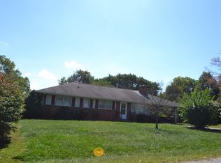 5303 Darby Rd, Roanoke, VA 24012