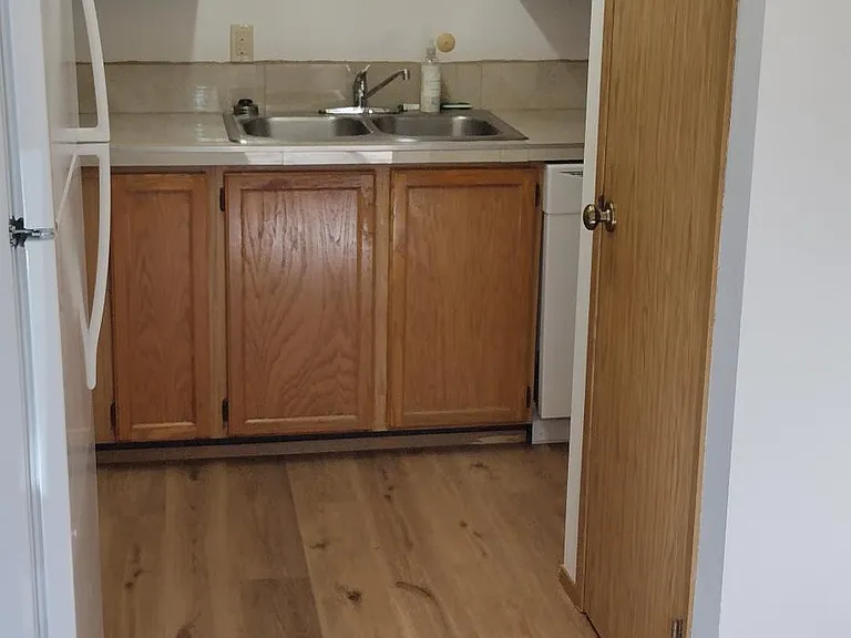 423 Healy Ave S #3 — Photo 9