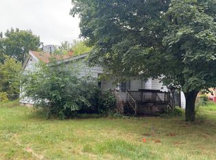 2405 Bewick St, Saginaw, MI 48601