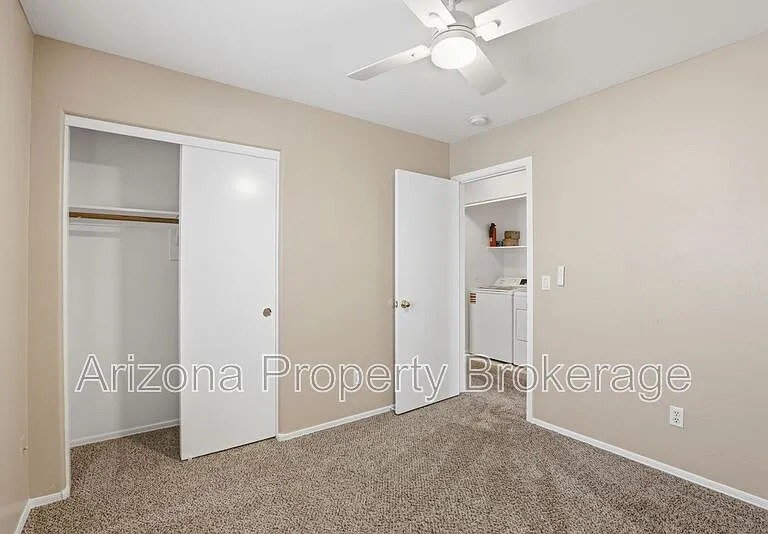 8118 N 112th Ave — Photo 21