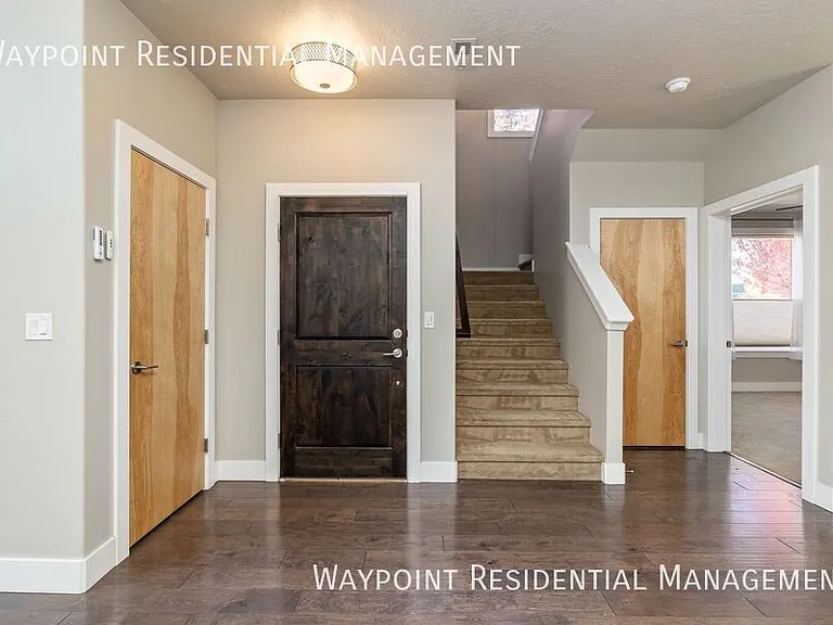 1415 E Lone Creek Dr — Photo 23