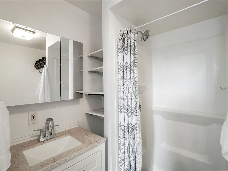 928 Dorchester Ave #11 — Photo 7
