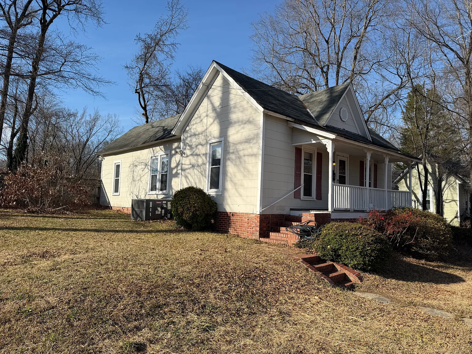 2 bed, 1080 sqft, $1,800 — Photo 3