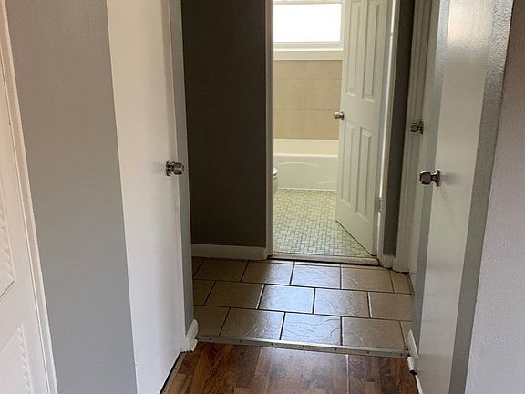 4th image of 1306 Sibley Blvd APT 5