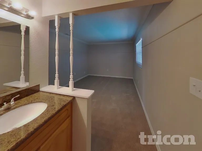 202 Faithway Dr — Photo 11