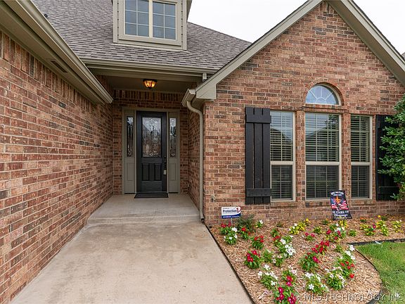 2nd image of 6088 E 145th Pl S