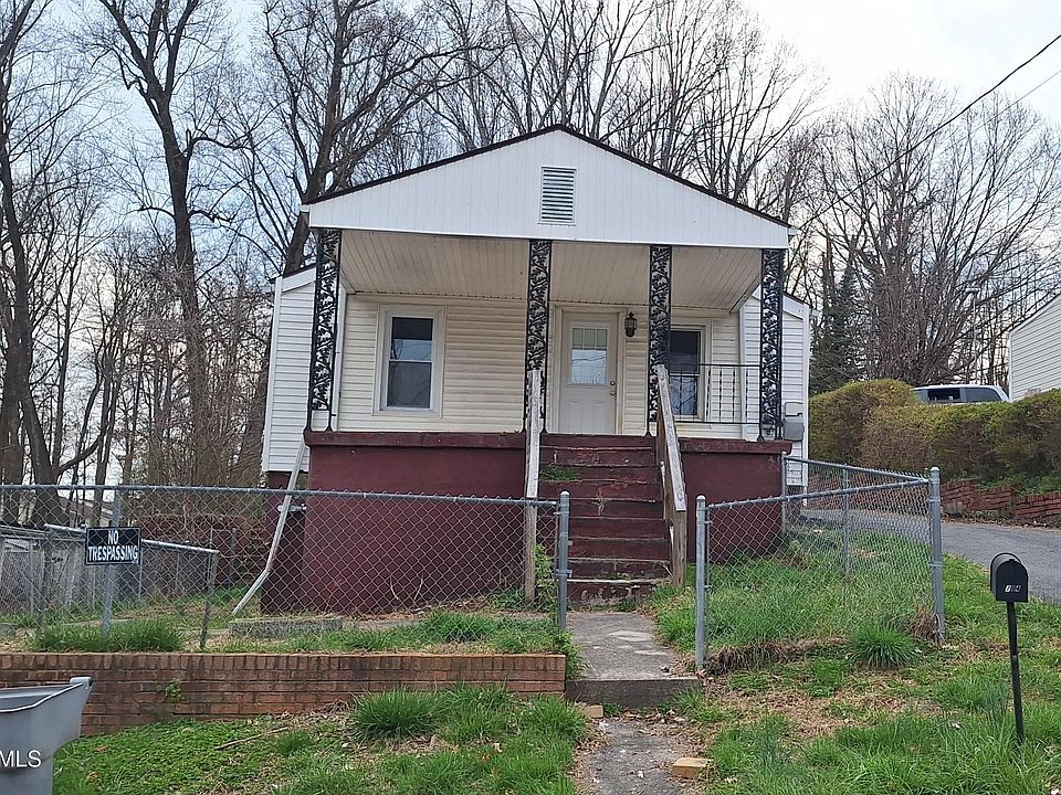 1st image of 214 Stafford St