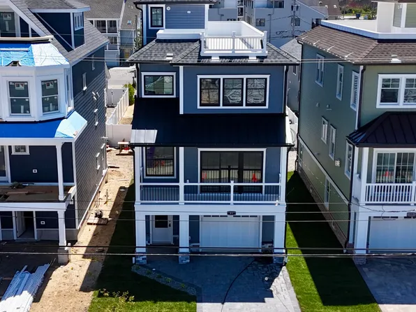 37 20th Avenue, South Seaside Park, NJ 08752