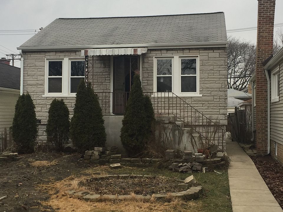 1st image of 4822 N Nagle Ave