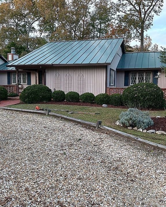 2nd image of 311 Gatewood Dr