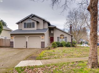 885 SE 58th Ave, Hillsboro, OR 97123